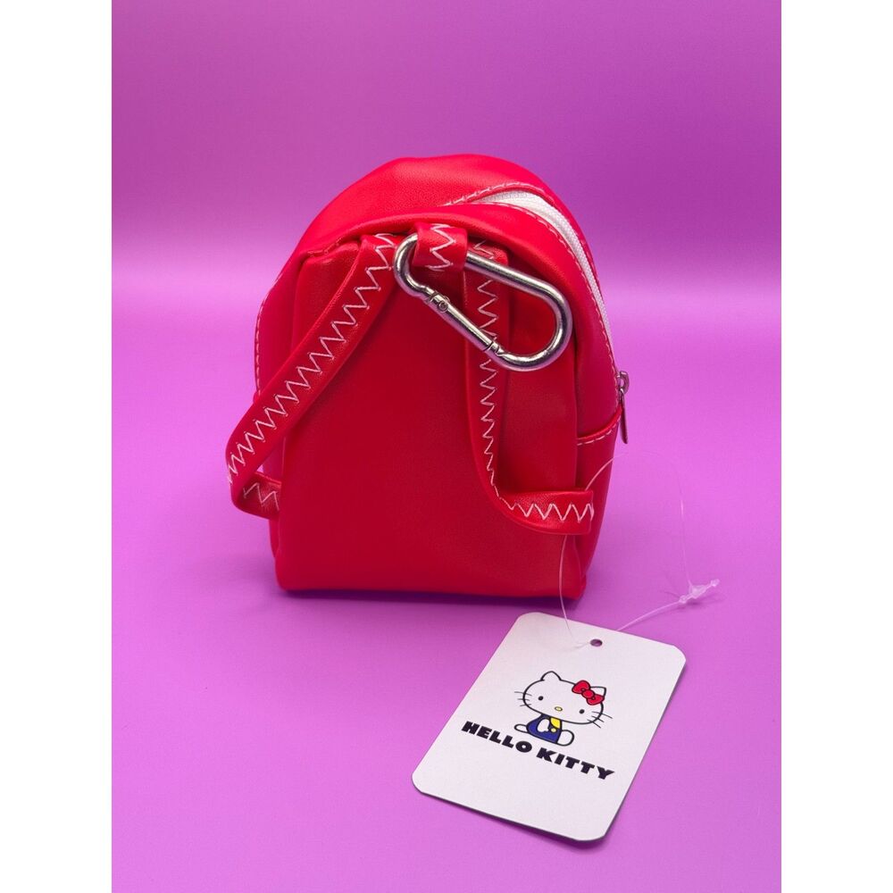 Hello Kitty Back Pack Coin Purse Keychain - Picture 3 of 6